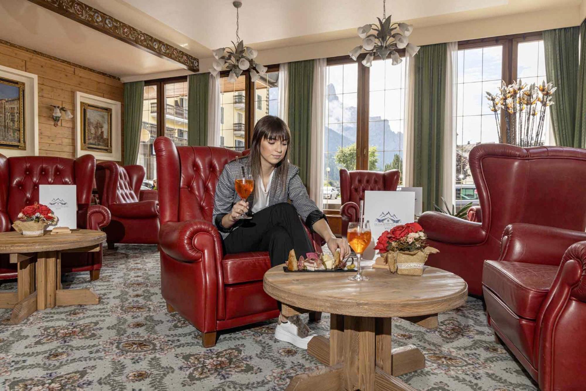 G. Hotel Des Alpes San Martino Di Castrozza Esterno foto