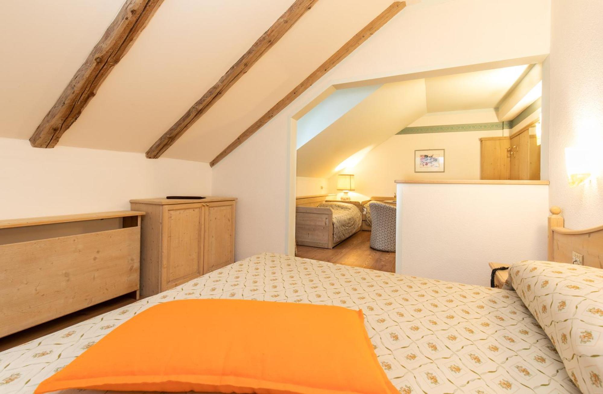 G. Hotel Des Alpes San Martino Di Castrozza Esterno foto