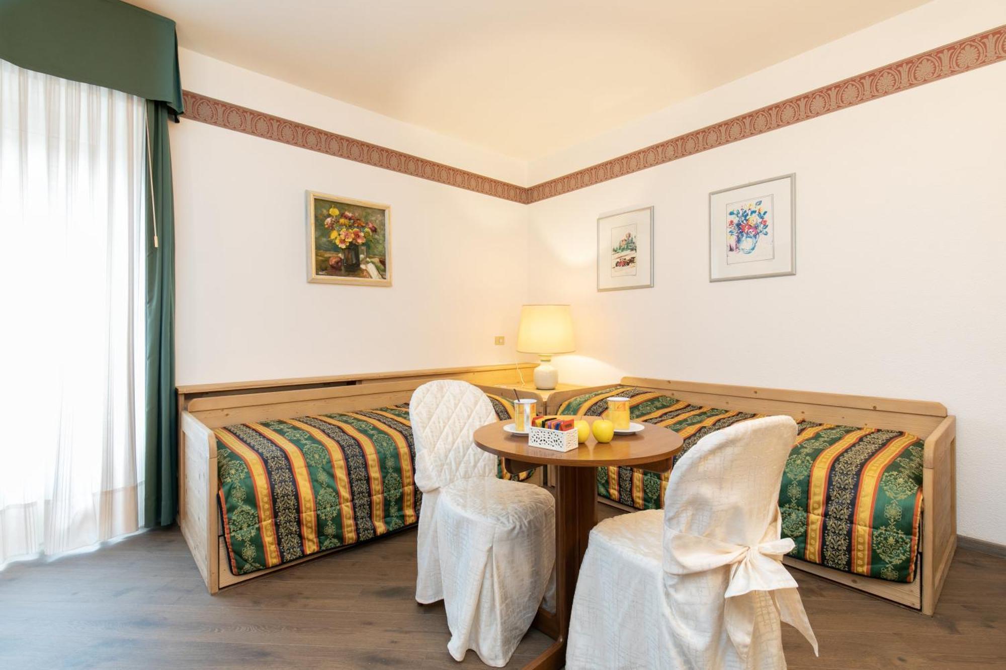 G. Hotel Des Alpes San Martino Di Castrozza Esterno foto