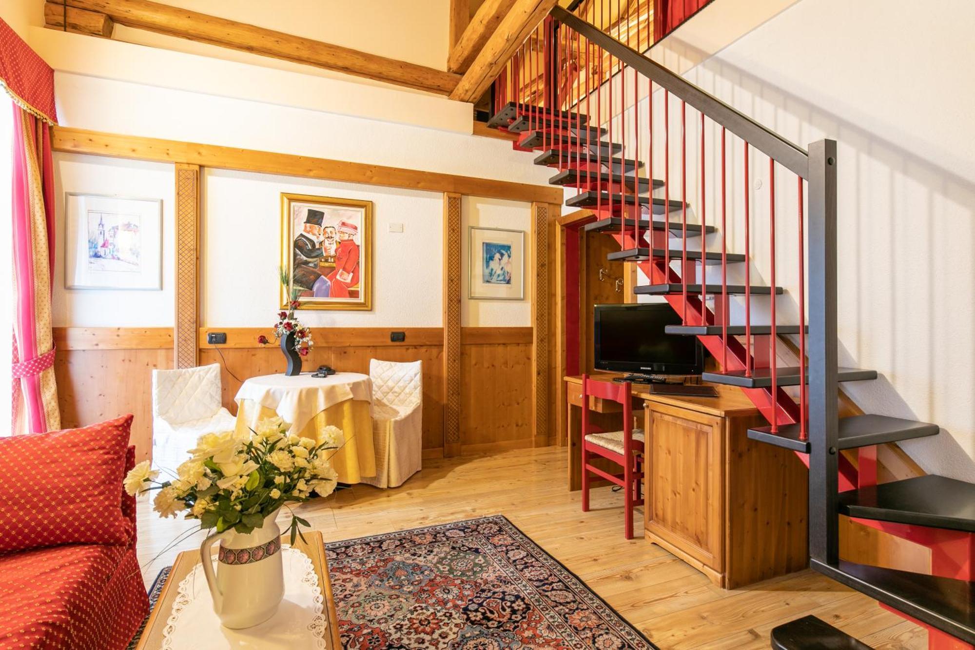 G. Hotel Des Alpes San Martino Di Castrozza Esterno foto